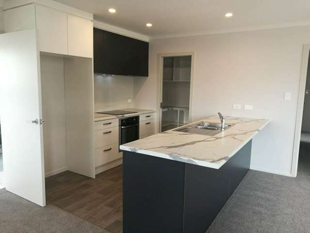 32C Gledstane Road Stanmore Bay_2