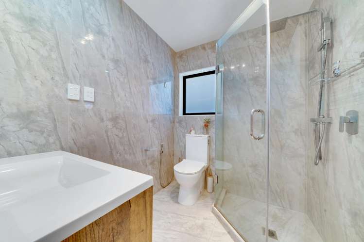 2 Dewan Lane Papatoetoe_11