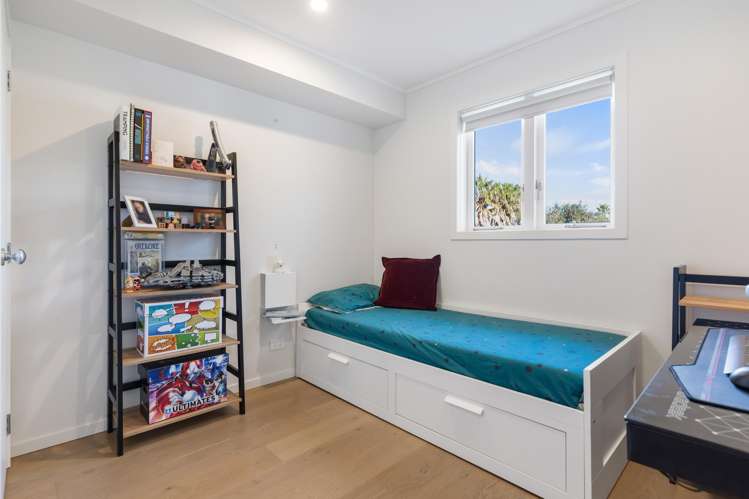 1/11 Ridgemount Rise Mangere Bridge_15