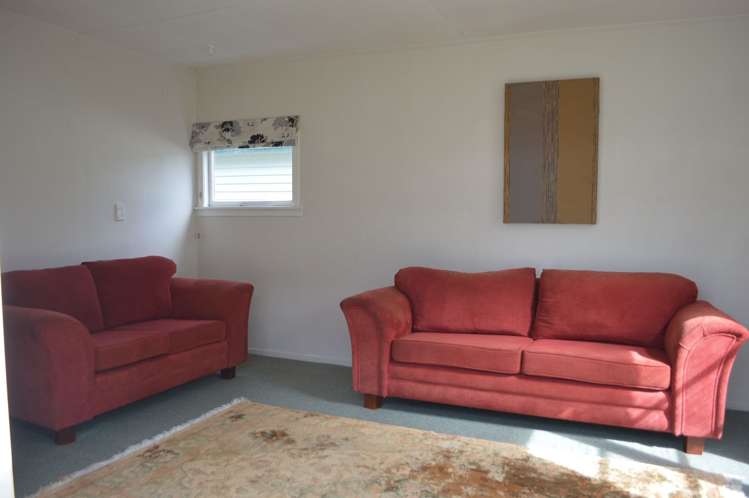 24 Garrison Street Carterton_7