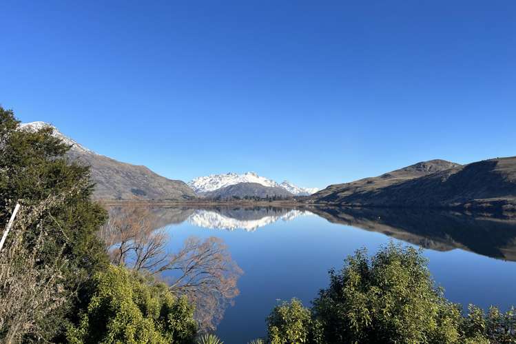 97 Arrowtown-Lake Hayes Road Lake Hayes_11