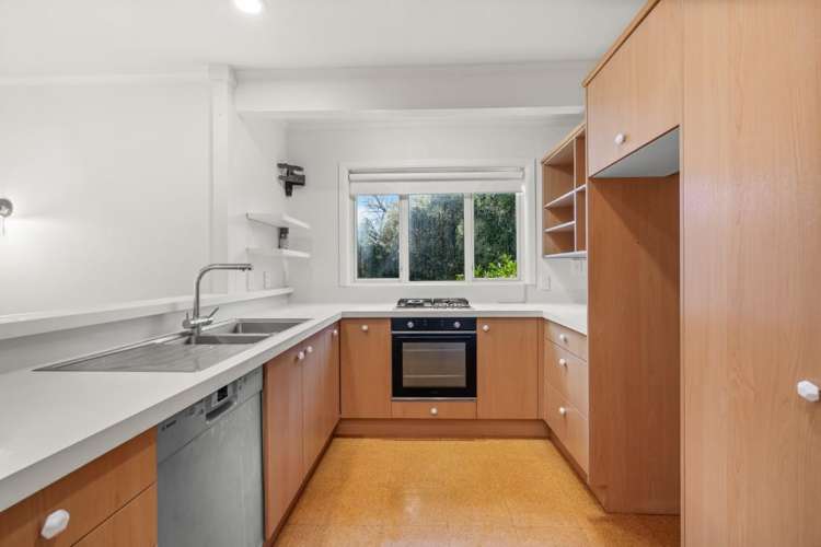 25 Comries Road_5