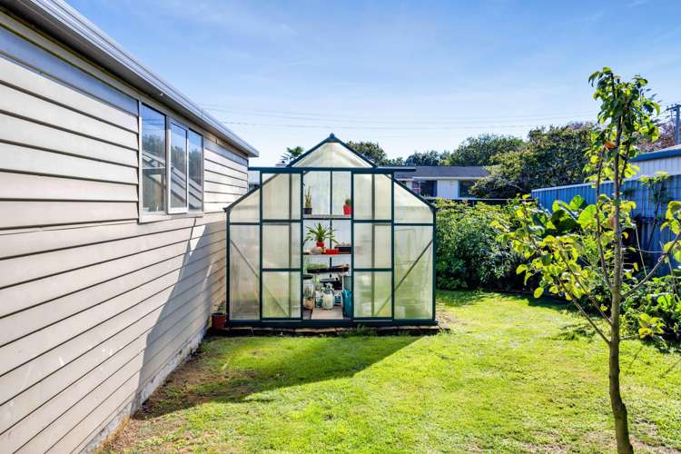 70 Collins Street Hawera_38