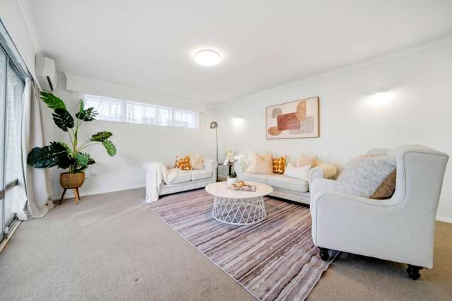 70 Ravenwood Drive Forrest Hill_3