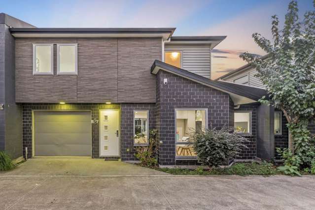 Modern Comfort and Prime Location