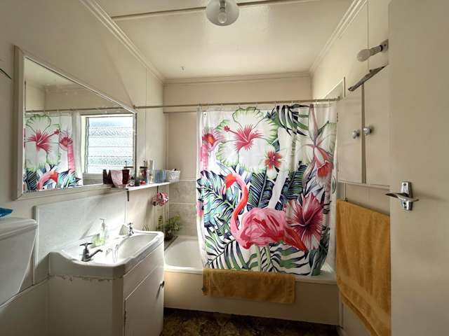 2/24 Emano Street 10820_4