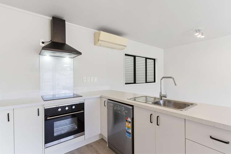 31/8 Flynn Street Birkdale_1