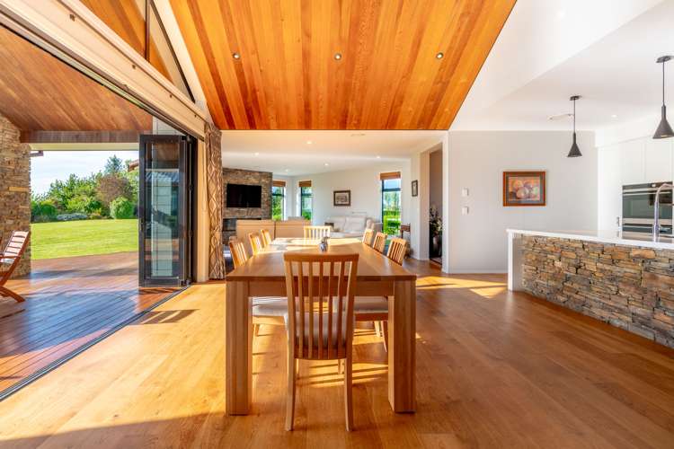 39 Lake Road Ohaupo_11