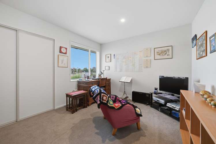 4 Devon Crescent Darfield_13