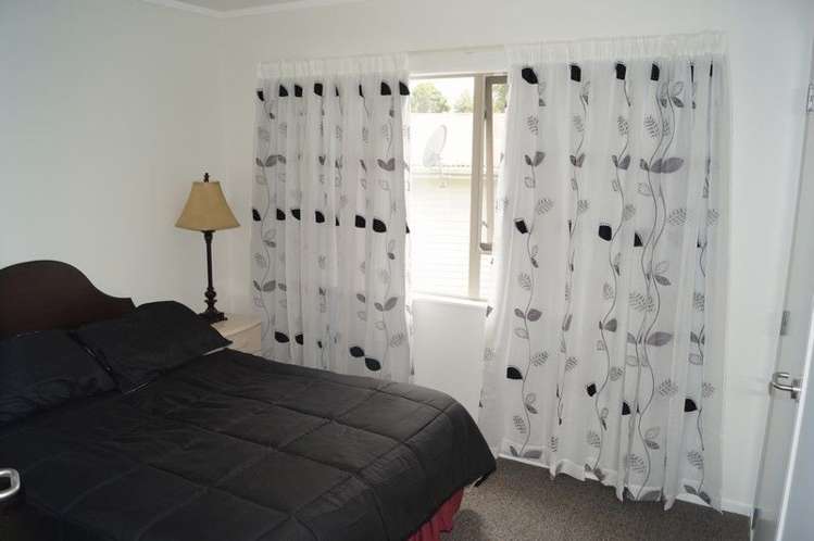 20b Trentham Road Papakura_14