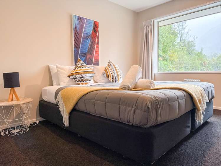 10 Kamahi Crescent Franz Josef_10