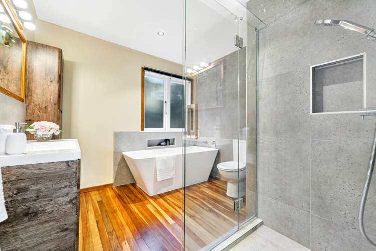 27 Hollywood Avenue Titirangi_12