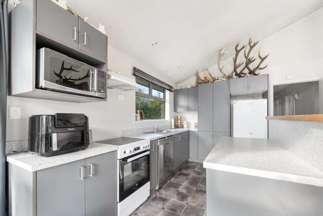 13a Oxford Street Gore Surrounds_3