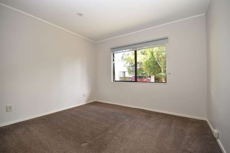 4 Glen Close Glen Eden_7