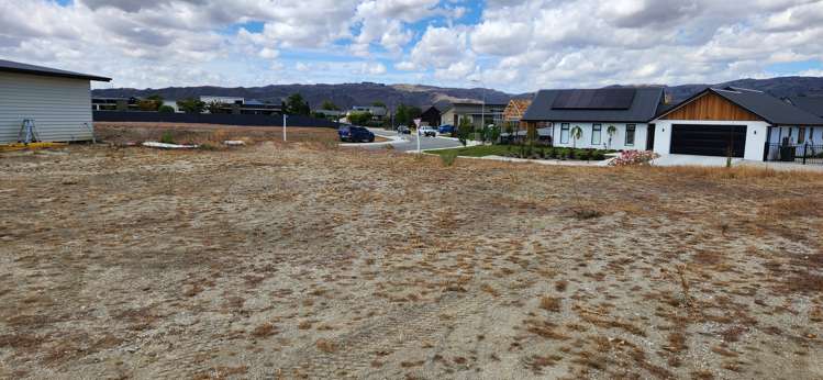 2 Sequoia Close Alexandra_1