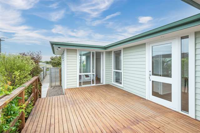 378 Pine Avenue South New Brighton_1