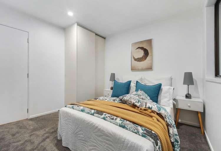 38 Tony Segedin Drive 10016_8