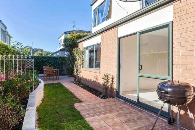 6 Devon Road Bucklands Beach_2