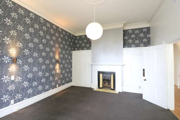 66 Russel Street Gladstone_19