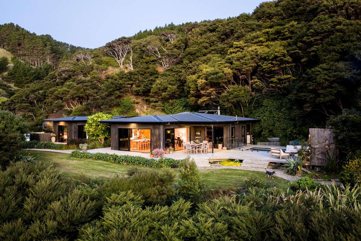 380 Whaanga Road_5