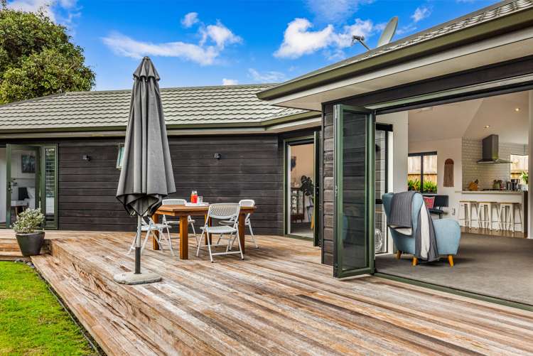 19 Hamurana Place Te Atatu Peninsula_15