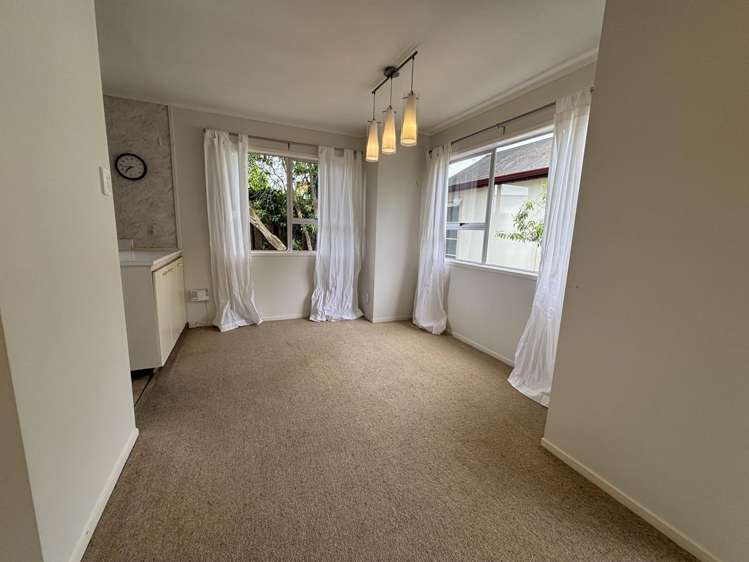 1/79 Flanshaw Road Te Atatu South_10