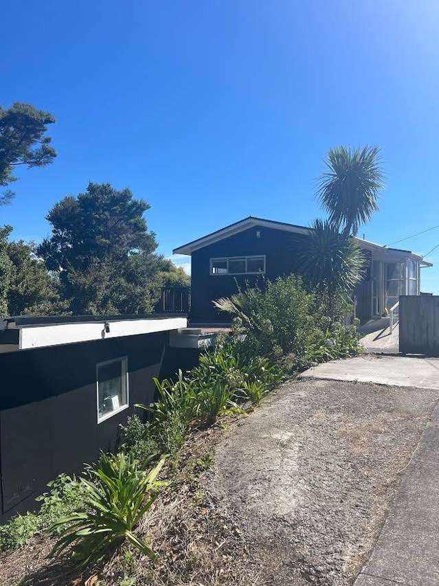 10 Vipond Road Stanmore Bay_1