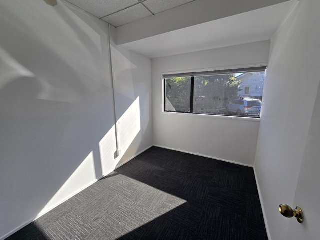 79 Rockfield Road Penrose_4