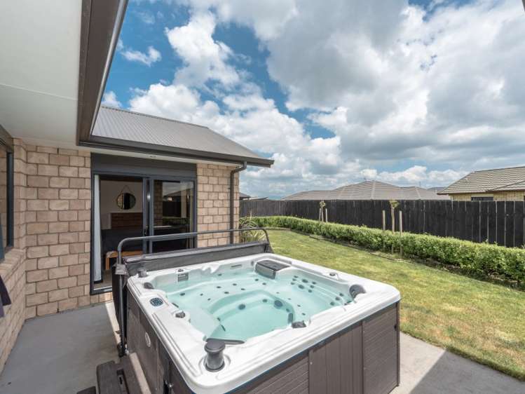 7 Mosslea Court Rototuna North_11