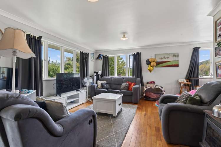 2 View Street Maungaturoto_7