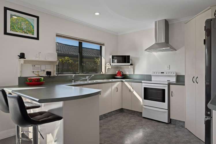 9 Donegal Place Katikati_4