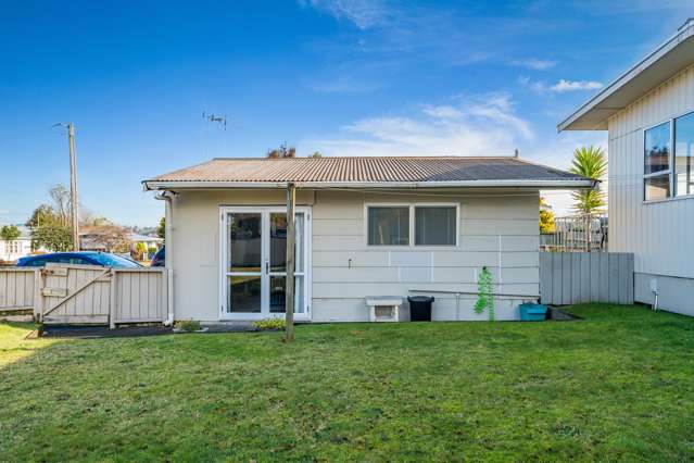 2/44 Laughton Street Taupo_3