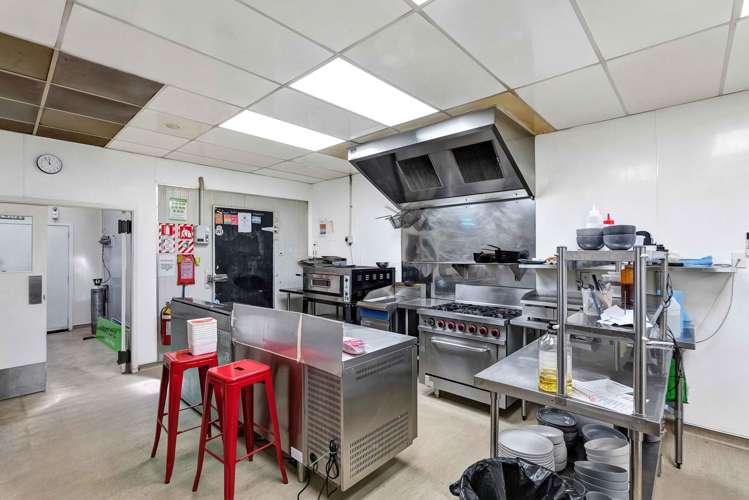 200 Broadway Stratford_8