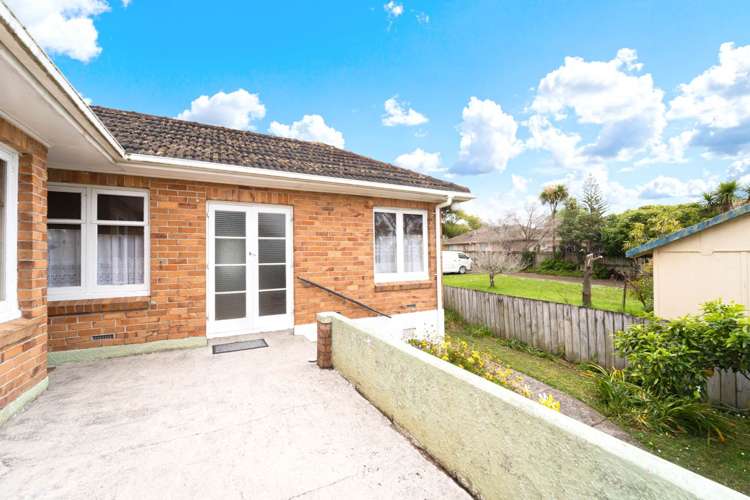 15 Willerton Avenue New Lynn_7