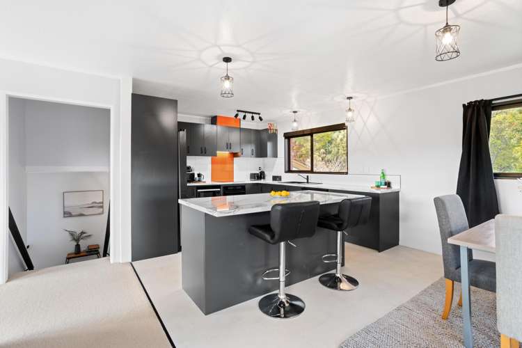 6 Moana View Road Waikawa_3