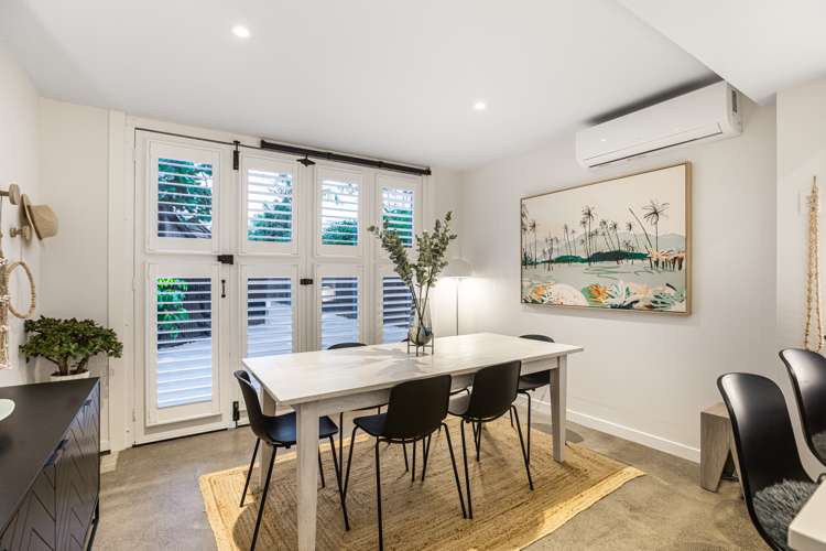 32 Russell Street Stanley Point_7