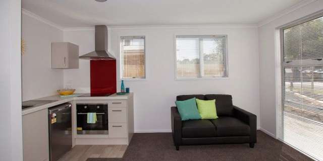 4/167 Knighton Road Hillcrest_1