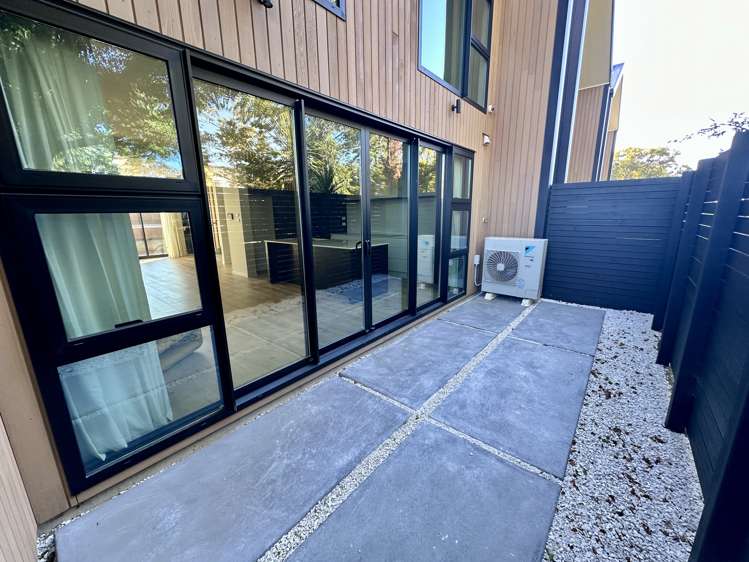 30 Burch Street Mount Albert_12