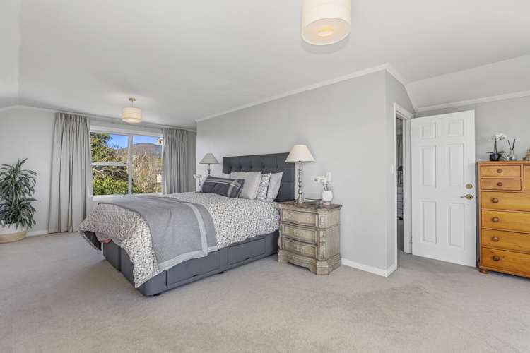 20 Sunset Street Hilltop_15