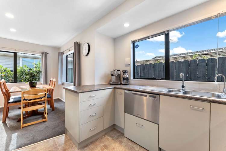 21 Koru Street Mangere Bridge_9