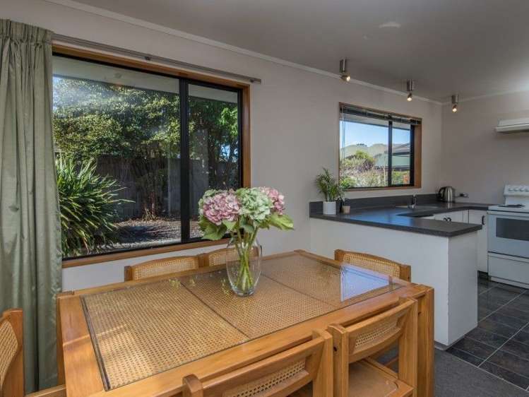 15 Rintoul Place Brightwater_6