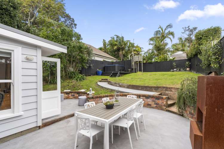 8 Glen Road Stanley Point_15