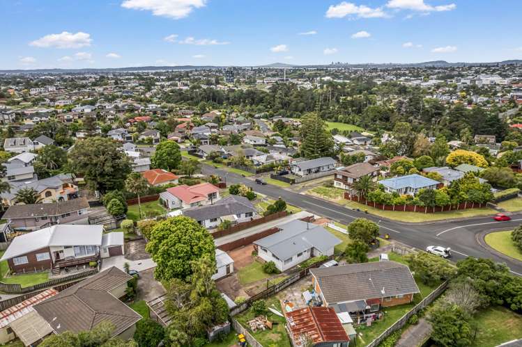 28 Eyre Street Henderson_34