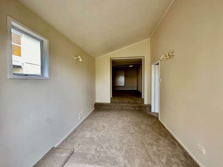 43 Bruce Road Glenfield_13