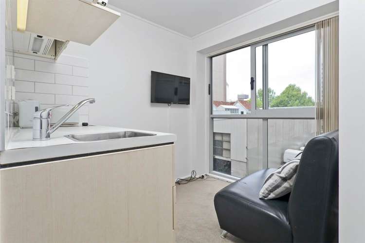 513/72 Nelson Street City Centre_4