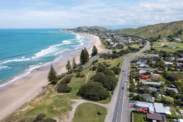 28A Moana Road Okitu_1