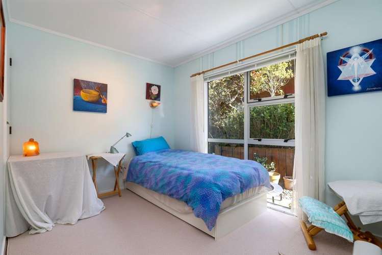 2/179 Princes Drive Britannia Heights_10