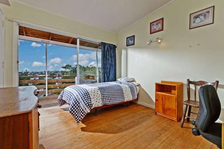 669 East Coast Road Browns Bay_15