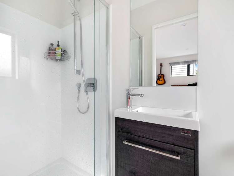 76 Accolage Boulevard Kumeu_14