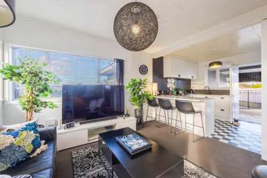 7A-B Jull Crescent_4